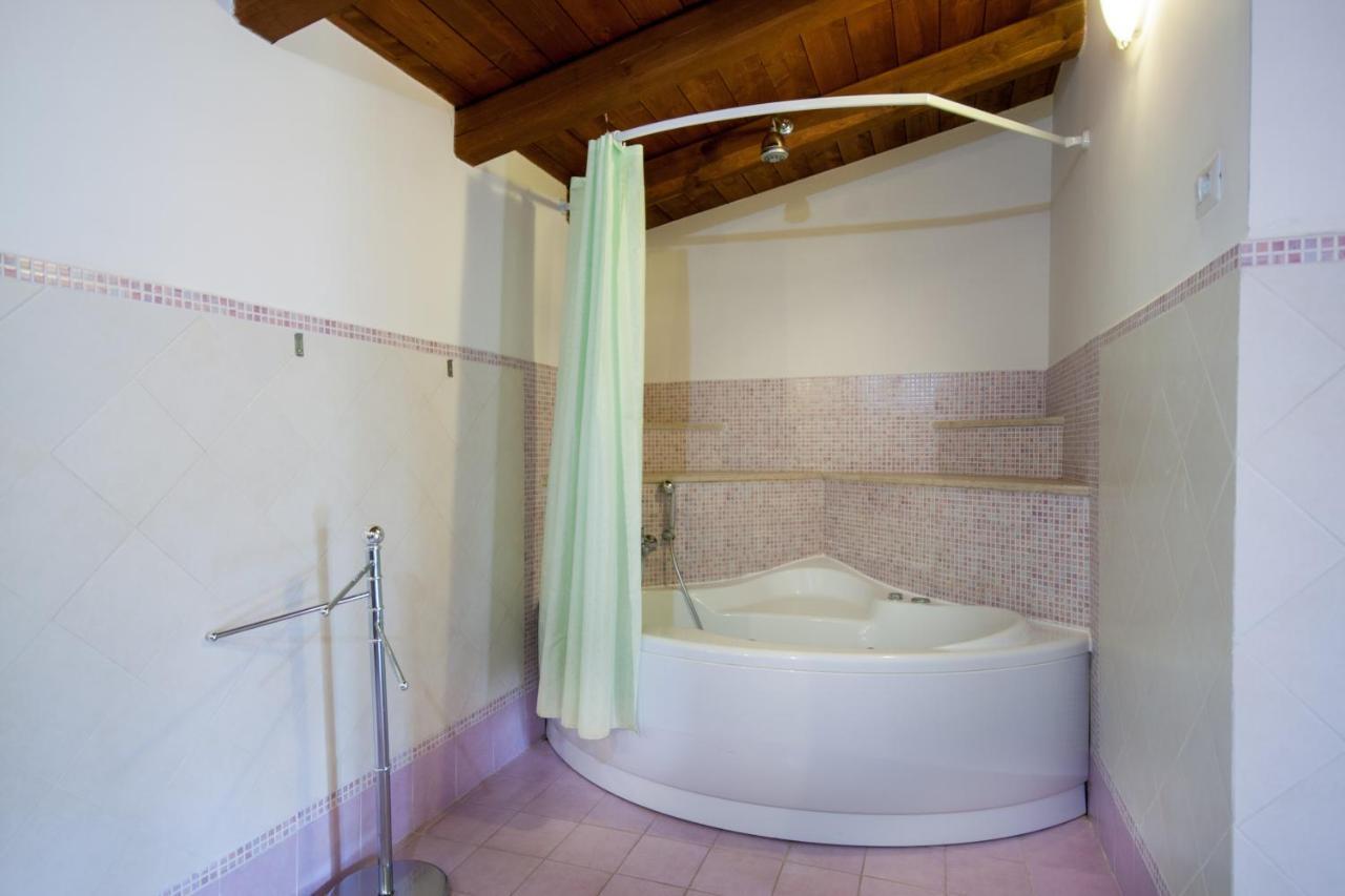 Relais Villaggio Azzurro โรม ภายนอก รูปภาพ